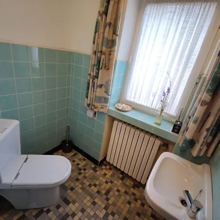 Spacious For 5 - Kitchen - House - Wifi