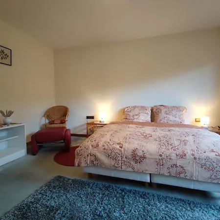 Ferienhaus Spacious For 5 - Kitchen - House - Wifi *